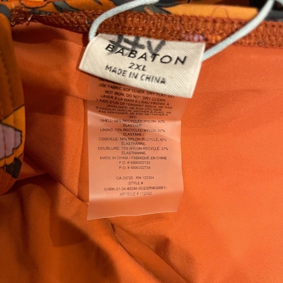 NWT! Aritzia Babaton V-Neck One Piece Swimsuit - Picture 15 of 15